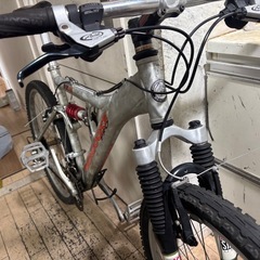 MONGOOSE PRO NX 8-3 フルサス　マウンテンバイク  の画像