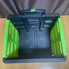 折り畳みコンテナキャリーの画像