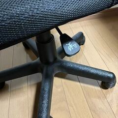  回転オフィスチェアの画像
