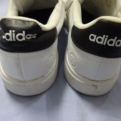 (MM-627)adidas アディダス END PLASTIC WASTE シューズ 靴 24cm ホワイト 中古の画像