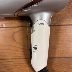 TESCOM テスコム 大風量 マイナスイオンドライヤー TID302 シルバーの画像