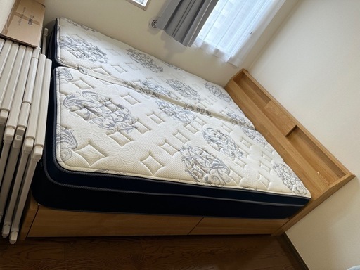 【ニトリ】クイーンベッドフレーム&マットレス