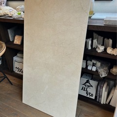 【タイル　大理石調のタイル】＊御影石・タイル・大理石・砂利・石・石材・庭石・ロックガーデンなど＊の画像