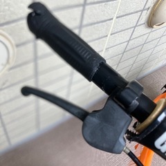ペダルなし自転車　オレンジ色の画像