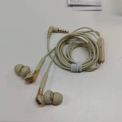 【未使用に近い】audio-technica ATH-CKS550Xis 有線イヤホン/シャンパンゴールドの画像