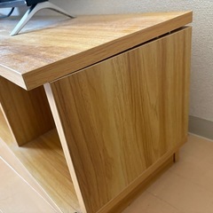 テレビ台の画像