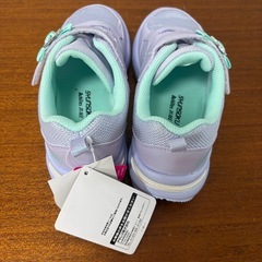 【新品】子供用スニーカー　20cmの画像
