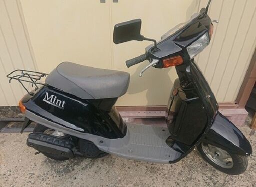 2サイクルスクーター　ヤマハ　ミント　実動車　カウルキズ・破損アリ　実走走行距離です。