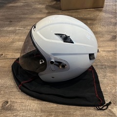 ヘルメットの画像