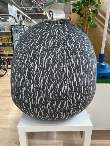 ジモティー割引?️【ジャングルジャングル岸和田和泉インター店】ヨギボー ラックスドロップ ビーズクッション ダークグレー Luxe D