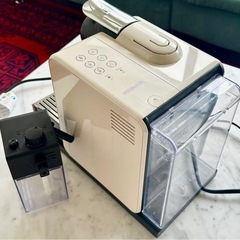ネスプレッソ ラティシマ タッチ F511（ホワイト）の画像