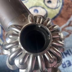 ダイソンDC62 充電式掃除機　ジャンクの画像