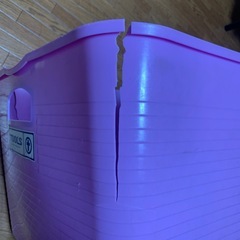 差し上げます 割れている為ジャンク品　TOOLS サーフィン　バケツの画像