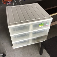 ●販売終了●6段プラケース　白　衣装ケース　プラチェスト　キャスター付き 中古品の画像