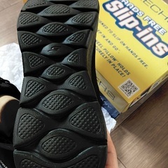 【極美品】スケッチャーズ　スリップインの画像
