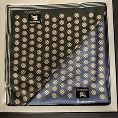 未使用品　バーバリー　ハンカチ2枚セットの画像