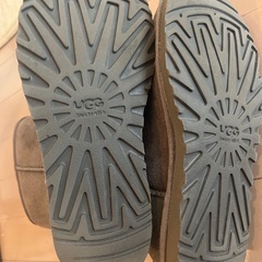 Ugg ブーツ　クラシックショート　グレー 23cmの画像
