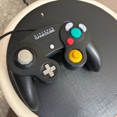 任天堂ゲームキューブ・コントローラー・おまけソフトの画像