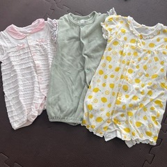 ベビー服　ロンパース　70.80 女の子　半袖の画像