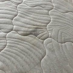 ベッド+マットレスの画像