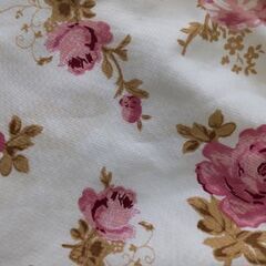 80サイズ　花柄セパレートと上品な花柄ワンピース　のセットの画像