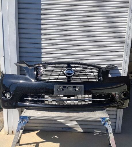 日産フーガY51前期型　フロントバンパー