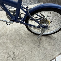 折りたたみ自転車の画像