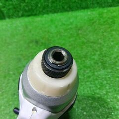 マキタ TD090 充電式インパクトドライバー【船橋馬込店】【店頭取引限定】【中古】ITWQI0GLK38Cの画像