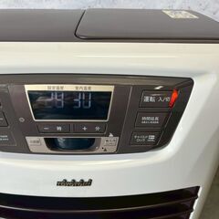 【TOYOTOMI】 トヨトミ 石油ファンヒーター LC-SL43C 2012年製 動作確認済み ホワイト ブラウン ストーブ A0429の画像