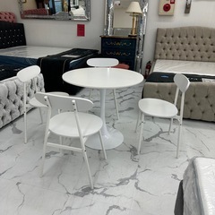 ラウンドテーブル、4チェアセット✨80cm×80cmの画像