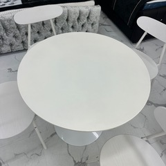 ラウンドテーブル、4チェアセット✨80cm×80cmの画像
