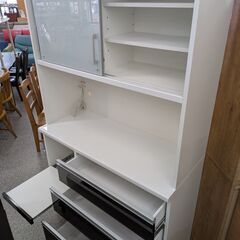 【モイス加工で湿度に強い！】 キッチンボード 松田家具 ダイニングボード レンジボード 食器棚 鏡面仕上げ スライド扉 幅116.7cm モイス加工付き 一部ソフトクローズ式：ホワイト/ダークブラウンの画像