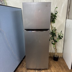 I367 🌈 ジモティー限定価格！ Hisense 冷蔵庫 (227L) 大きめ2ドア ⭐ 動作確認済 ⭐ クリーニング済の画像