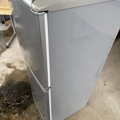 冷蔵庫　無料　未清掃の画像