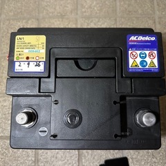 プリウス50から取り外したバッテリー(メンテナンスフリー要充電)の画像