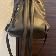 【美品】Honeys 合皮リュック　黒の画像