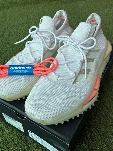 【超美品】【アディダス/adidas】 正規箱有　新品シューレース付（コーラルピンク）