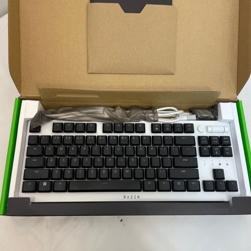 RazerレイザーDeathStalker V2 Pro Tenkeyless美品！