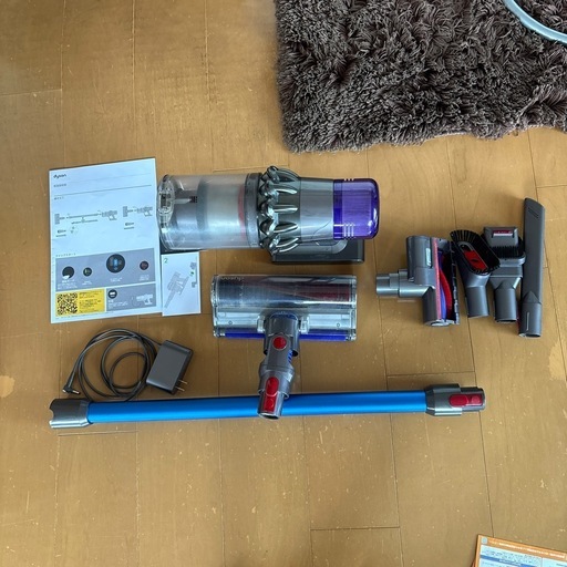 ダイソンSV14 V11 Fluffy JP lr/SNk/Bu、値下げはしません、他サイトにも出品してますので早い者勝ち