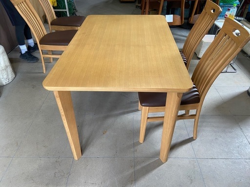 ダイニングテーブルセット　中古品　4人用テーブル　椅子4脚　グローリープラン　