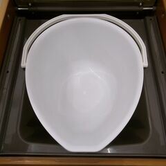 特別価格!! 中古品 UCHIE ウチエ 介護用 ポータブルトイレ さわやかチェアPTN 木製 イス型 椅子型の画像