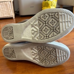 CONVERSEハーフカットスニーカーの画像