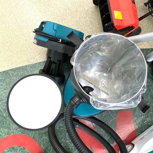 makita マキタ 集じん機 乾湿両用 490 集じん容量32L 【店頭引取限定】