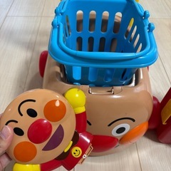【決まりました】アンパンマン　ショッピングカート　入れ物の画像