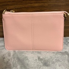 多収納ピンクバッグの画像