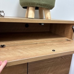 サイドボード　収納棚の画像