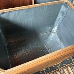 大きな茶箱の画像