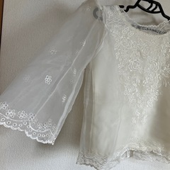 フィリピンの女性用衣装の画像