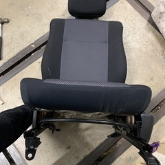 テリオスキッド カスタムX 運転席 シート純正 レアの画像