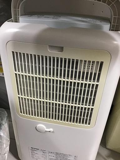 ●販売終了●SHARP     コンプレッサー式除湿機　2021年製　衣類乾燥　中古品